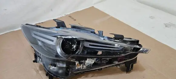 Mazda CX-5 II Headlight/headlamp K124-51030