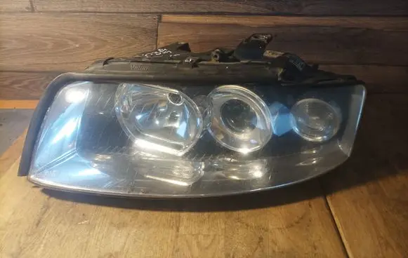 Audi A4 S4 B6 8E 8H Headlight/headlamp