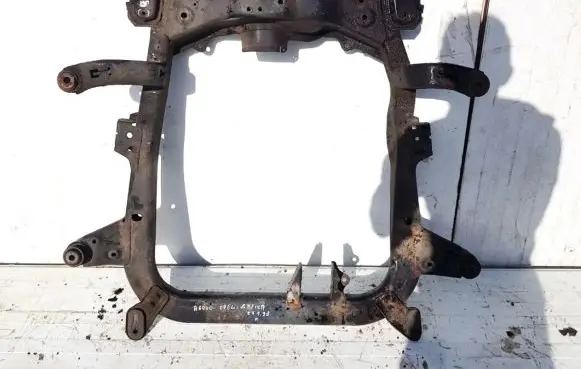 Opel Zafira B Front subframe