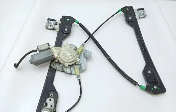 Chrysler 300 - 300C Front door window regulator with motor 994669100 RH39734B 05065474AE