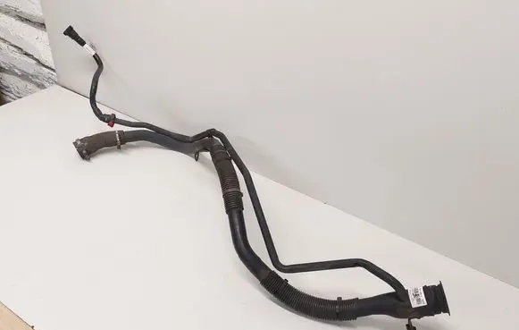 Opel Mokka X Fuel tank filler neck pipe 4240209