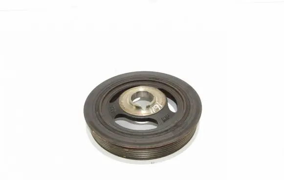 Peugeot 3008 I Crankshaft pulley E110124A