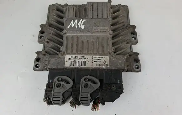 Renault Clio III Engine control unit/module 8200565863 S122326109A
