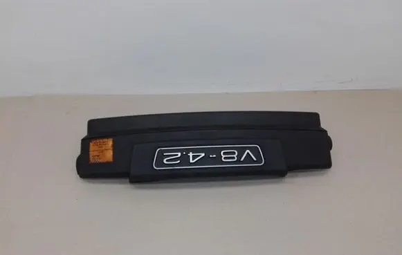 Audi A8 S8 D3 4E Engine cover (trim) 077103925B