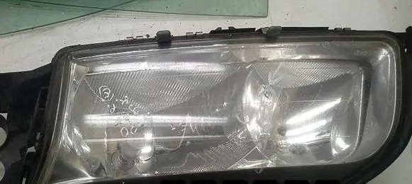 Volvo S80 Headlight/headlamp DEFEKT
