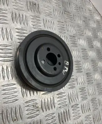 Volkswagen PASSAT B5.5 Crankshaft pulley 03G105243
