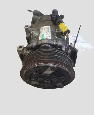 Peugeot 308 Air conditioning (A/C) compressor (pump) 9671216280
