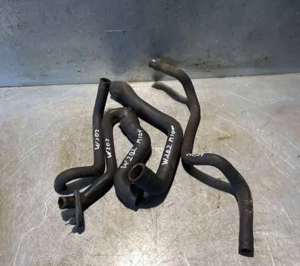 Mercedes-Benz C AMG W202 Engine coolant pipe/hose 2025000075 048065A1P 0B16254