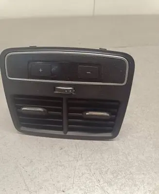 Rear air vent grill