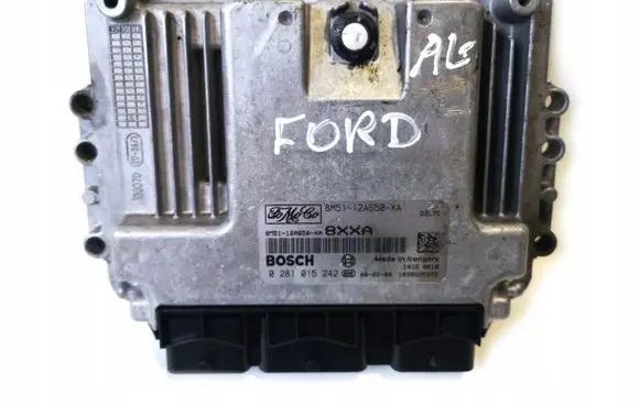 Ford Focus Engine control unit/module 8M5112A650XA