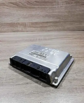 Audi A4 S4 B5 8D Engine control unit/module ECU 8d0907401h 0281001834