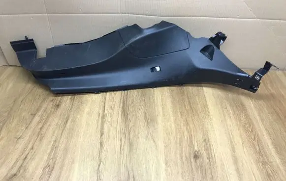 Mercedes-Benz GLC X253 C253 (C) pillar trim A2536903601