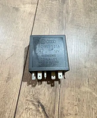 Audi A6 S6 C5 4B Other relay 4B0955531A 72WA401 7214AA401