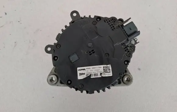 Fiat 500 Generator/alternator 00521117580 720064723 2721297F