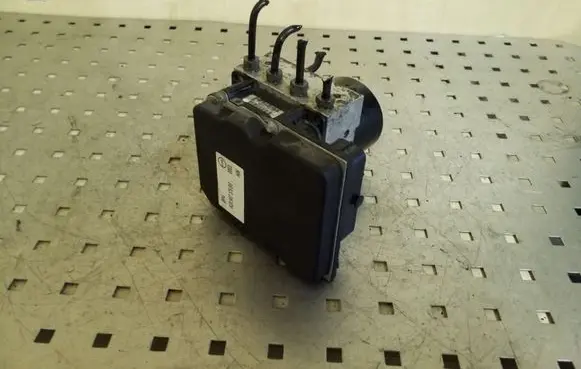 Volkswagen Polo IV 9N3 ABS Pump 6Q0907379BG 0265234698 6Q0614517AN