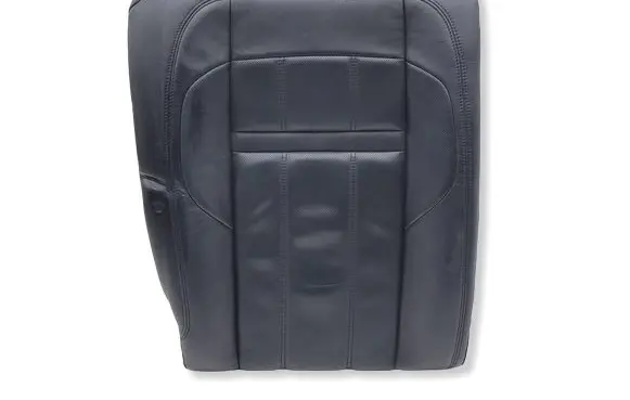 Land Rover Evoque II Rear seat 