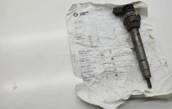 BMW 5 F10 F11 Fuel injector 0445110616