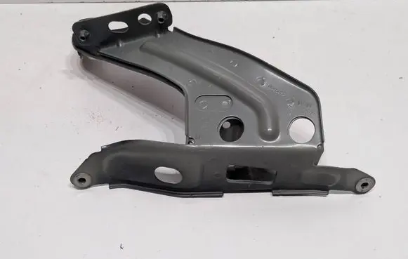Audi A7 S7 4K8 Fender mounting bracket 4K8821158B