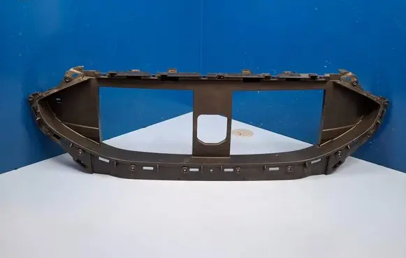 Ford Edge II Front bumper upper radiator grill KK7B8200CCW