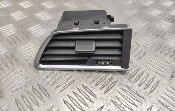 Peugeot 508 Dashboard side air vent grill/cover trim 9686445377