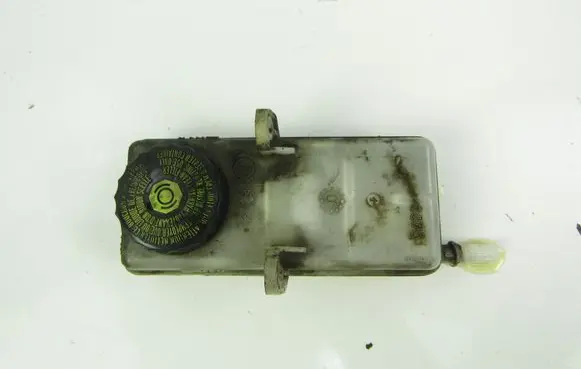 Peugeot 307 Brake fluid reservoir 