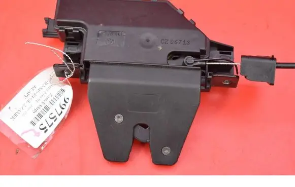 BMW X3 E83 Tailgate/trunk/boot lock/catch/latch 8196401
