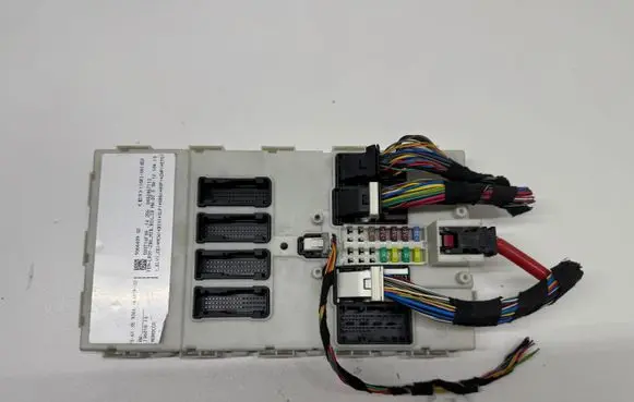 BMW 3 F30 F35 F31 Comfort/convenience module 9366409 10681810 580T16F04