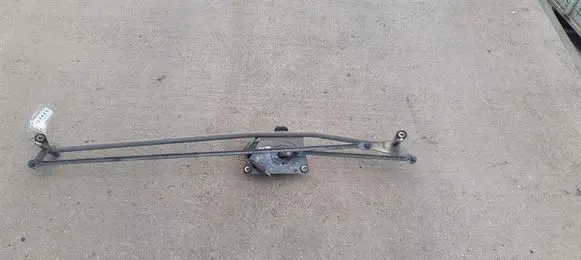 Citroen Xsara Picasso Front wiper linkage and motor 3397020573