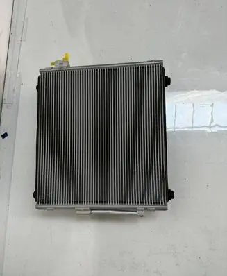 Tesla Model S A/C cooling radiator (condenser) 600735200F