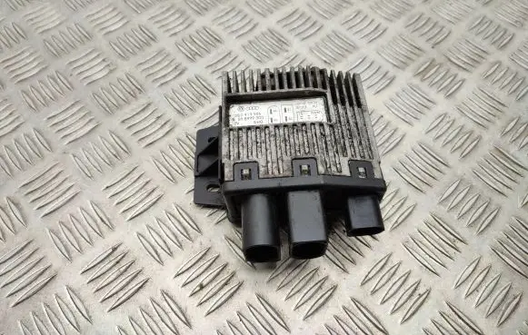 Volkswagen Transporter - Caravelle T5 Coolant fan relay 7H0959507 3B0919506