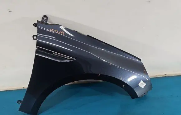 Renault Megane IV Fender 631005296R IMPRK1513493