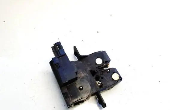 Renault Laguna II Tailgate/trunk/boot lock/catch/latch 8200000697b