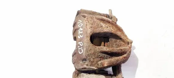 Toyota Avensis T250 Front brake caliper