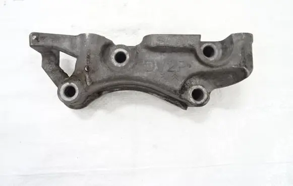 Peugeot Expert Engine mounting bracket 9673585780