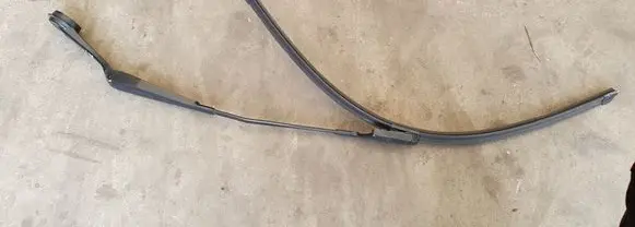 Ford Focus Windshield/front glass wiper blade BM5117526AC