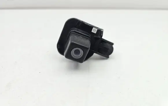 Toyota Auris E180 Reversing camera 8679002130 830302268 GKD6357RC