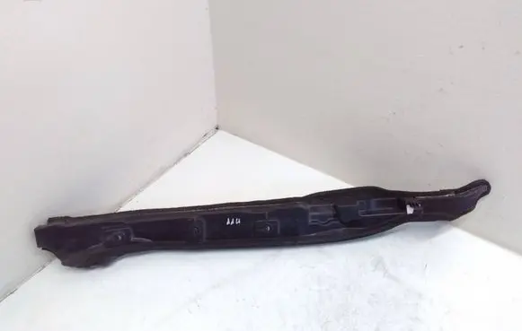 Toyota Prius (XW50) Fender end trim 5382747050