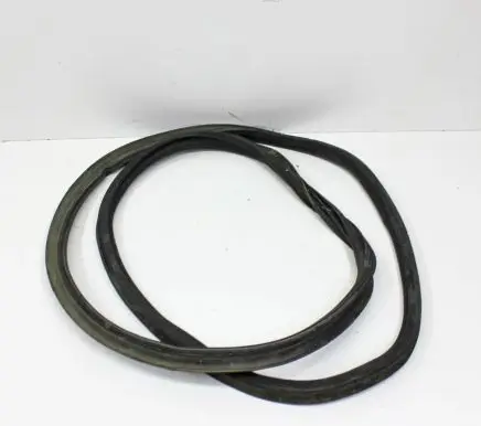 Volkswagen Scirocco Trunk rubber seal (body) 1K8827705B