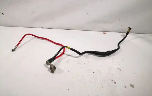 Volkswagen Golf Plus Positive cable (battery)