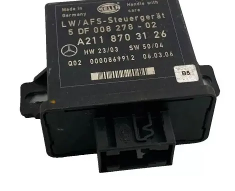 Mercedes-Benz E W211 Light module LCM A2118703126