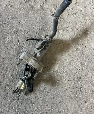 Toyota RAV 4 (XA20) Clutch master cylinder 