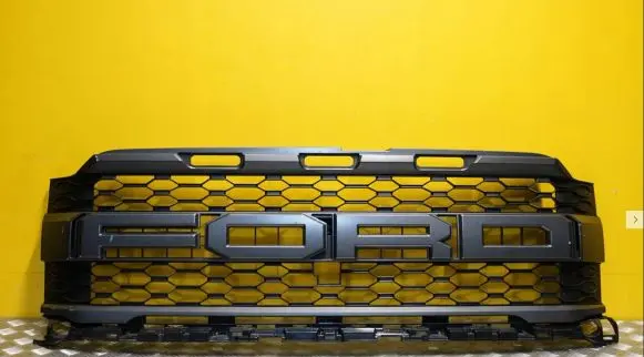 Ford F150 Front bumper upper radiator grill ML3V-8200