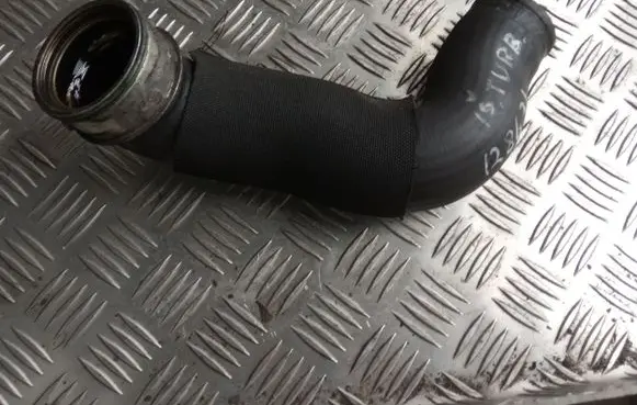 Mercedes-Benz B W245 Intercooler hose/pipe