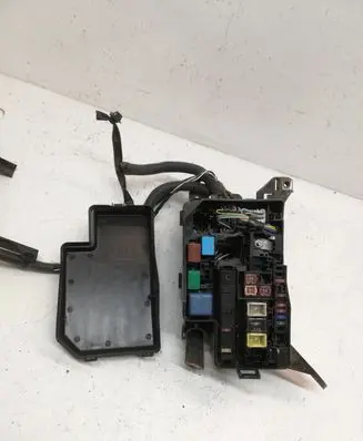 Toyota RAV 4 (XA30) Fuse box set 8266242171