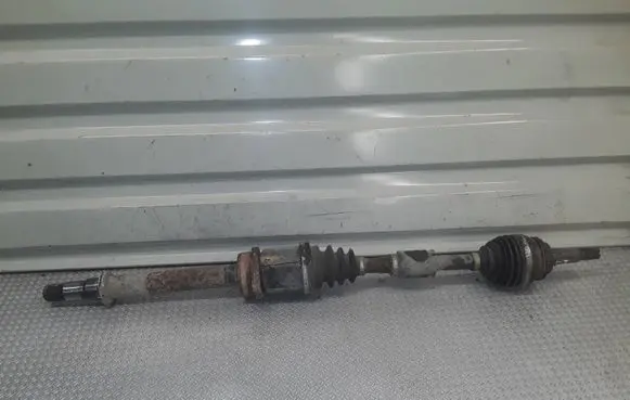 Toyota Avensis T250 Front driveshaft 