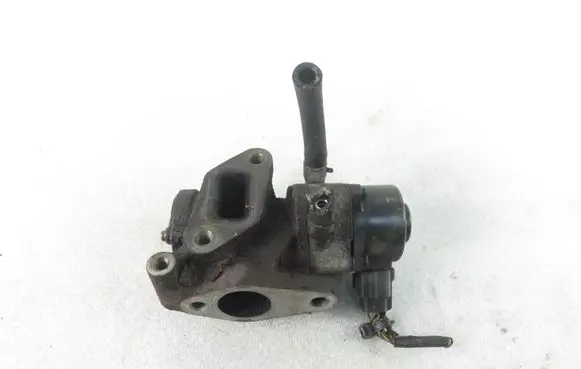 Nissan Primera EGR valve