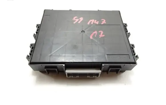 Suzuki Swift II Comfort/convenience module 3678068LC0 116RI000018 B68L4