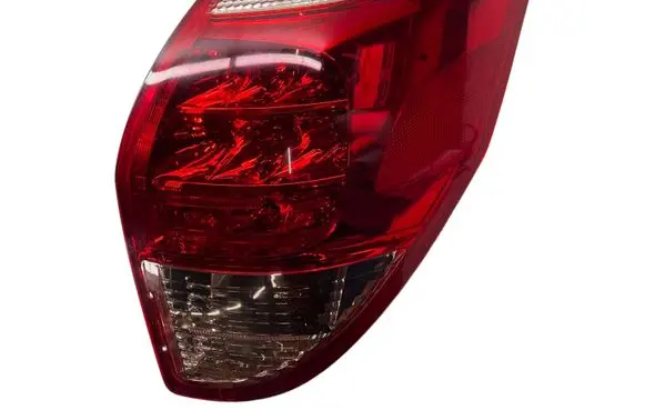 Toyota RAV 4 (XA30) Rear/tail lights E131922 1090037