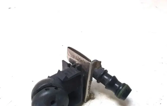 BMW X5 E53 Headlight washer spray nozzle 8252744