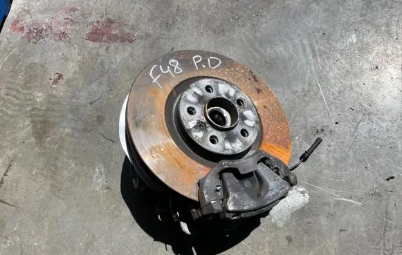 BMW X1 F48 F49 Front wheel hub spindle knuckle